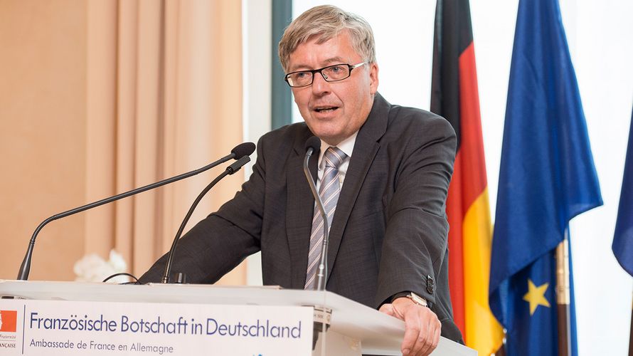 Der Wehrbeauftragte des Deutschen Bundestages, Hans-Peter Bartels, sprach von einer Stressphase, die die Bundeswehr gerade durchmache Foto: Deutscher Bundestag/Urban