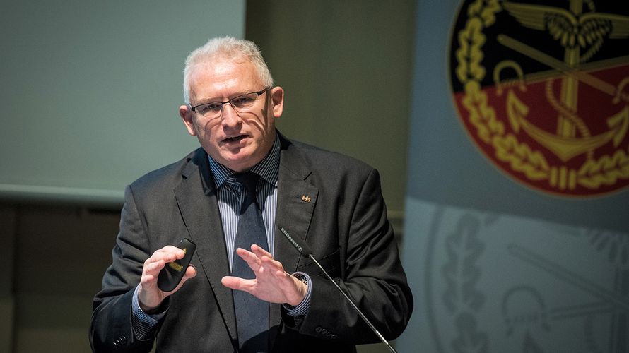 Vorsitzender Fachbereich Beteiligungsrechte, Oberstabsfeldwebel a.D. Andreas Hubert (Foto: DBwV/Scheurer)