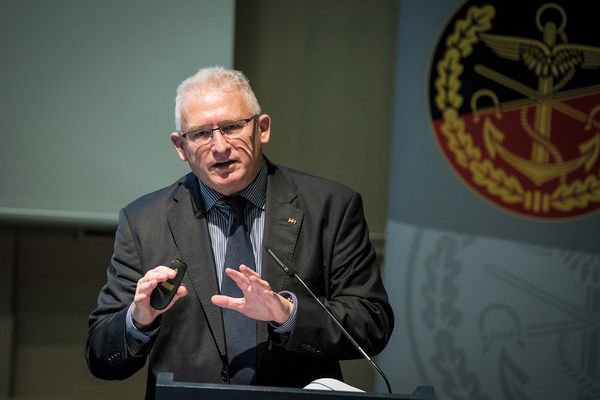 Vorsitzender Fachbereich Beteiligungsrechte, Oberstabsfeldwebel a.D. Andreas Hubert