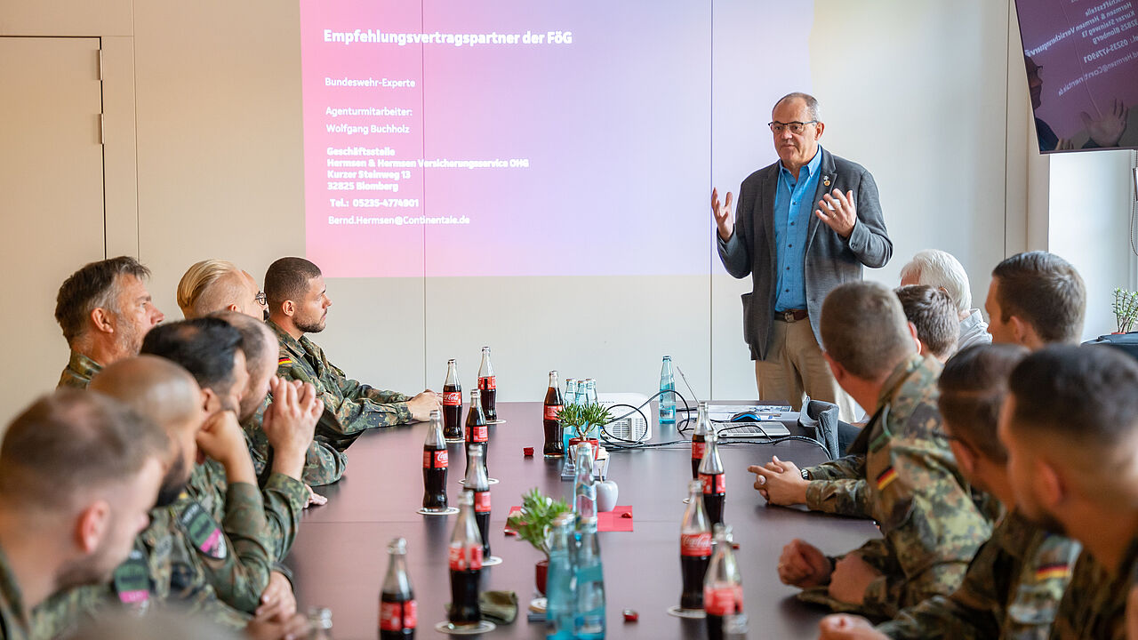 In Höxter organisierte die Standortkameradschaft eine Vortagsveranstaltung zum wichtigen Thema „Absicherung.“ Foto: StOKa Höxter. 