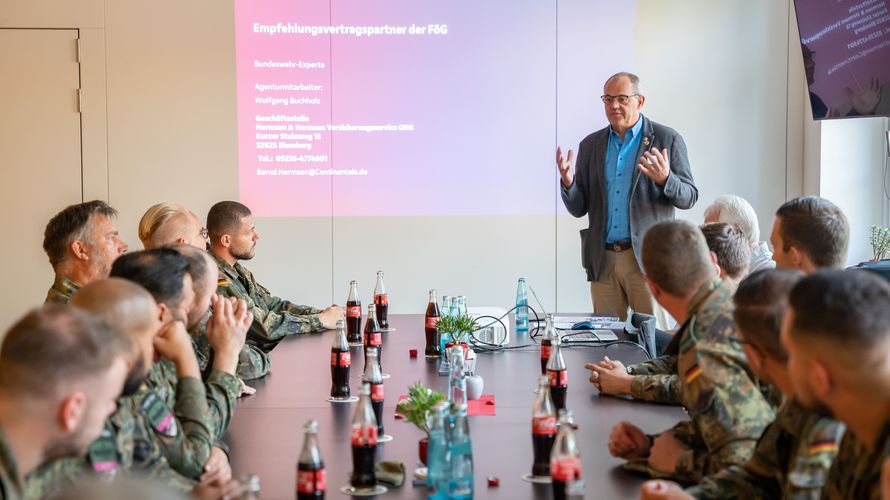 In Höxter organisierte die Standortkameradschaft eine Vortagsveranstaltung zum wichtigen Thema „Absicherung.“ Foto: StOKa Höxter. 