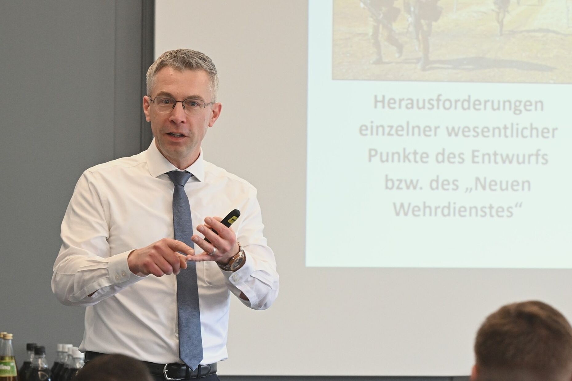 Kritik aus juristischer und verbandspolitischer Sicht übte Justitiar Christian Sieh u.a. am neuen Wehrdienst. Foto: IK