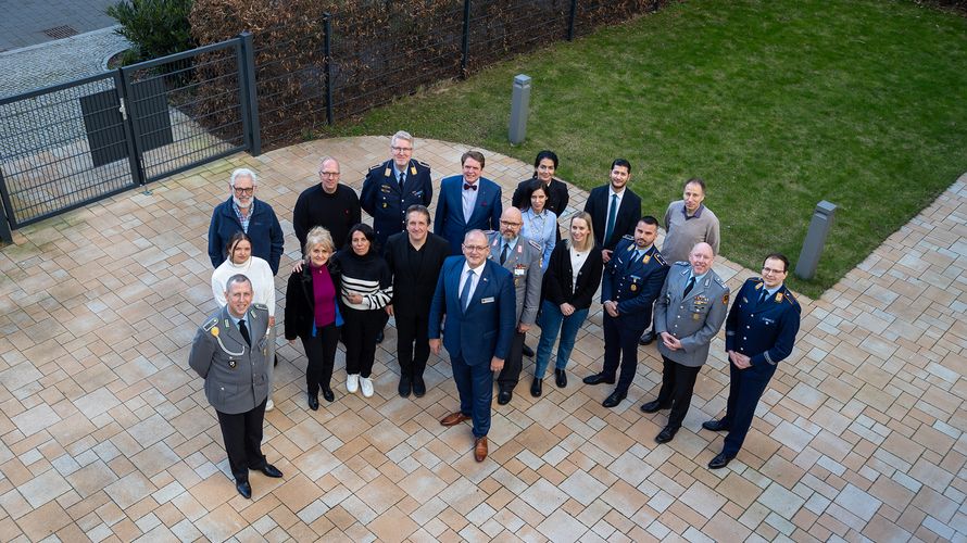 Die Fachtagung Militärseelsorge fand in der Bundesgeschäftsstelle des Deutschen BundeswehrVerbandes in Berlin statt. Foto: DBwV/Yann Bombeke