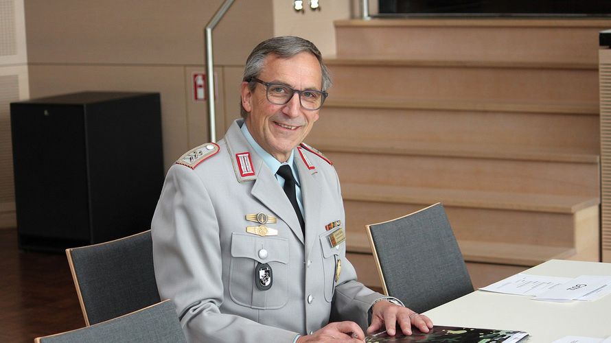 Landesvorsitzender Stabsfeldwebel a.D. Gerhard Stärk sieht mit der Lockerung der Corona-bedingten Einschränkungen Möglichkeiten für eine behutsame Rückkehr zu gewohnter Verbandsarbeit. Foto: DBwV