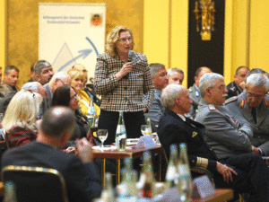 Sabine Grohmann, Präsidentin BAPersBw