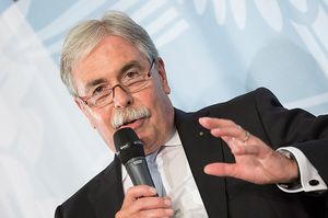 Wie der Verband die Einsätze begleitete, schilderte der frühere Bundesvorsitzende Ulrich Kirsch.