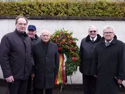 Die Delegation des DBwV mit Hauptmann a.D. Hans-Walter Tessler sowie Stabsfeldwebel a.D. Appenrodt, Stabsfeldwebel a.D. Otto Waldenmaier, Oberstabsfeldwebel a.D. Alfred Gebhardt und Hauptmann a.D. Erwin Zacherl von der StoKa München Foto: DBwV/ag