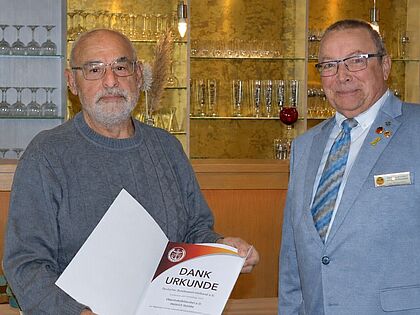 Heinrich Waibel (links) wurde durch Jochen Schmelzer geehrt. Foto: DBwV