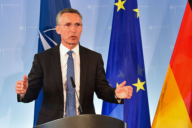 Nato-Generalsekretär Jens Stoltenberg setzt auch nach der Wahl Donald Trumps auf eine starke Bündnisrolle der USA Foto: NIDS/NATO Multimedia Library