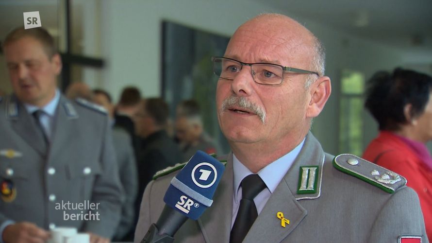 Landesvorsitzender Oberstleutnant Lutz Meier während des Jahresempfangs des LV West im Saarland. Screenshot: DBwV