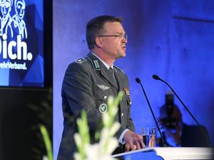 Oberstleutnant André Wüstner forderte eine glaubwürdige Umsetzung der Zielsetzungen bei Personal, Infrastruktur und Material. Foto: DBwV/Mika Schmidt