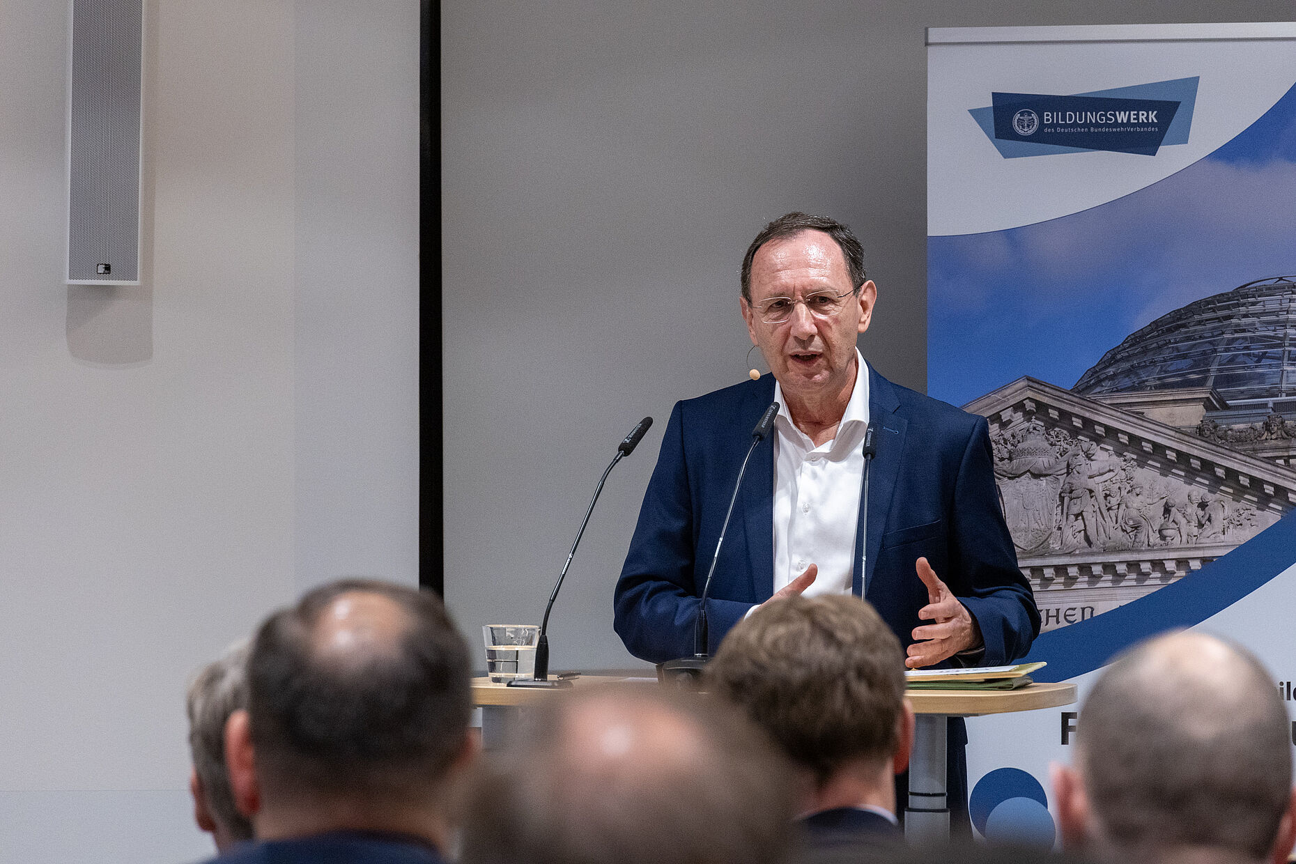 „Vergoldete Panzer bringen nichts!“, warnte Generalleutnant a.D. Frank Leidenberger. Foto: DBwV/Sarina Flachsmeier