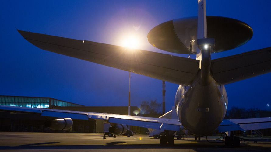 Von der Basis in Konya operiert die Nato mit Awacs-Aufklärungsflugzeugen (hier ein Archivbild). Der Einsatz ist Teil der Allianz gegen die Terrormiliz IS Foto: Bundeswehr