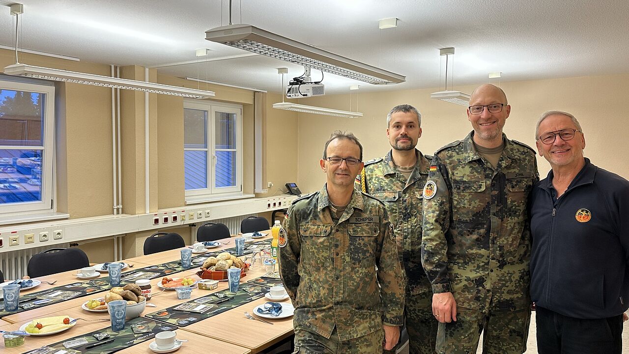 Die Organisatoren Jörg Scheper 8von links), Uwe Beckefeld, Christopher John und Jörg Meier. Foto: DBwV