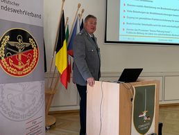 Oberstleutnant Thomas Behr (Vorsitzender Heer) war zu Gast in Münster. Foto: TruKa