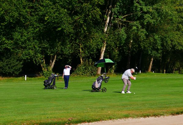Die Teilnehmerinnen und Teilnehmer hatten im Golfpark Soltau auf dem Hof Loh beste Bedingungen. Foto: DBwV