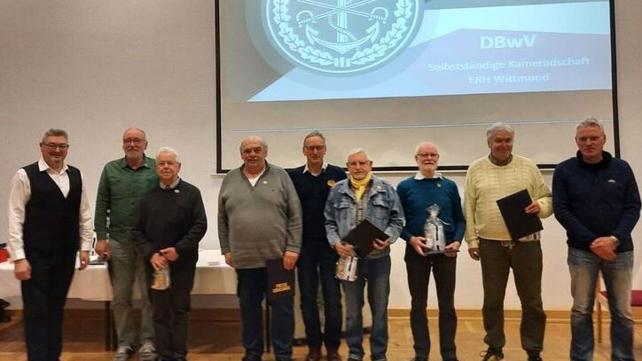 Gruppenbild mit den treuen Wittmunder Mitgliedern Foto: DBwV