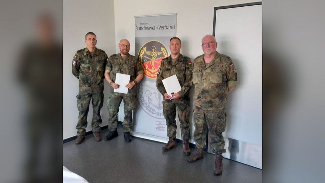 Benjamin Weltjen (von links), Nick Sommer, Denny Voigt und Karsten Oetzel. Foto: DBwV