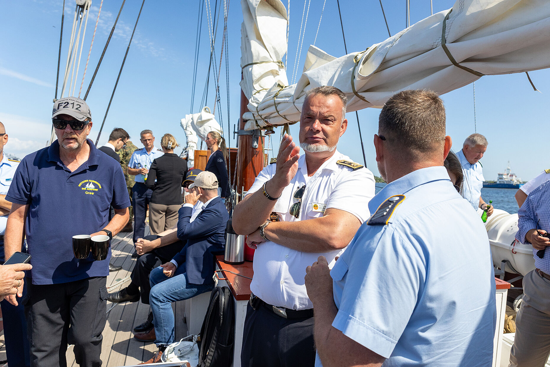 Den Vorstand Marine vertrat der stellvertretende Vorsitzende, Oberbootsmann Jens Wohlgemuth. Foto: DBwV/Yann Bombeke