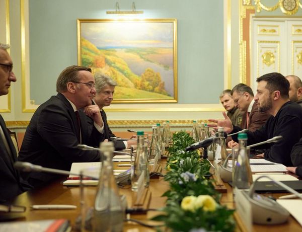 Pistorius und Selensky beim Gespräch in Kiew. Foto: Volodymyr Zelenskyy / ????????? ??????????/X