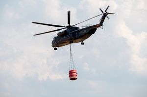 Ohne den Einatz der Crew, die sogar die maximale Einsatzzeit überschritt, wäre es wohl zu erheblichen Sachschäden gekommen Foto: DBwV/Bombeke