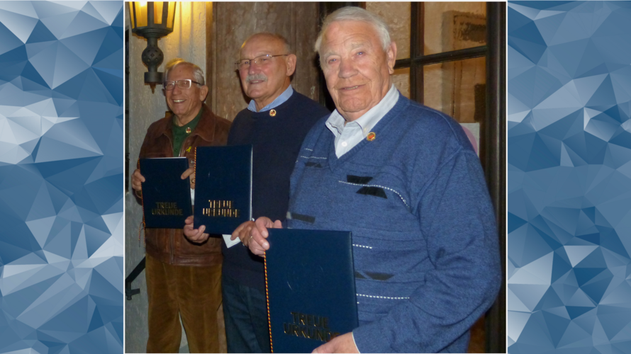 Die langjährigen Mitglieder Peter Kaul (v.l.), Max Spießl und Ernst-August Meyer. Foto: DBwV/KERH Sonthofen