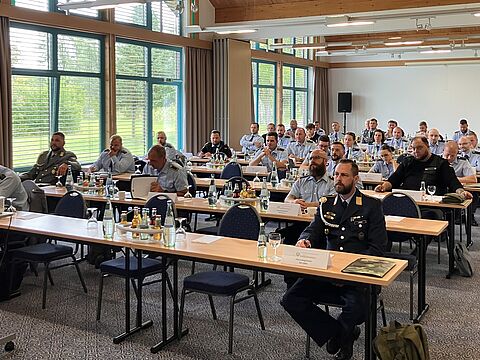 Mehr als 40 Teilnehmer waren der Einladung des Landesverbandes Ost zur Zielgruppentagung mit Mannschaften gefolgt. Foto: DBwV/Raue