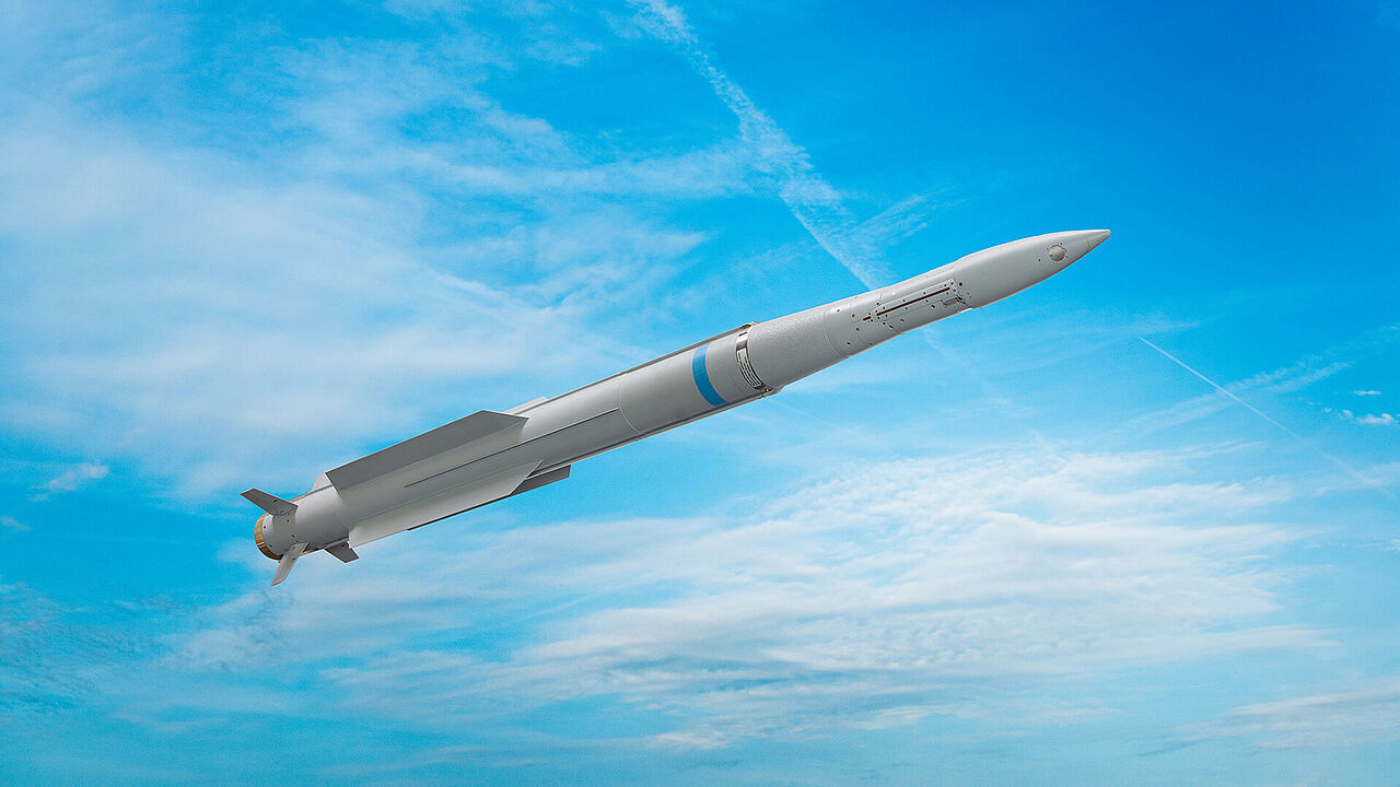 Der Lenkflugkörper IRIS-T, der beim neuen Flugabwehrraketensystem zum Einsatz kommen soll, wurde von Diehl Defence entwickelt. Foto: Diehl Defence GmbH & Co. KG