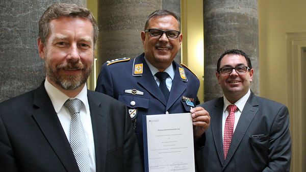 Der HPR-Vorsitzende Martin Vogelsang (M.) und seine Stellvertreter Stefan Hucul (l.) und Thorsten Schmidt. Foto: DBwV/Hahn