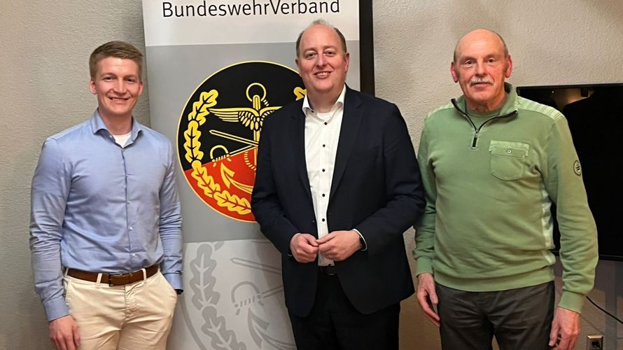 Felix Paul, MatthiasHauer und Lothar Kopczacki beim bundespolitischen Austausch. (v.l.n.r.) Foto: Gerald Arleth