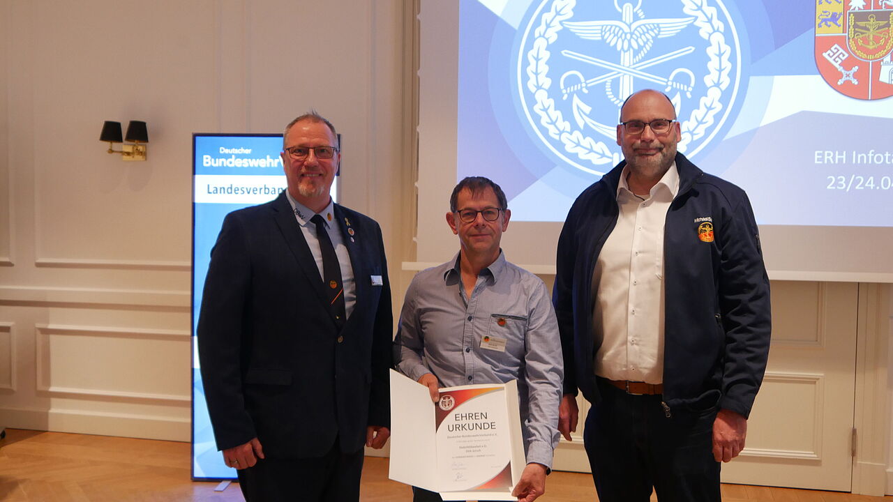 Hannes Dreier (von links), Dirk Jersch und Michael Scholz. Foto: DBwV
