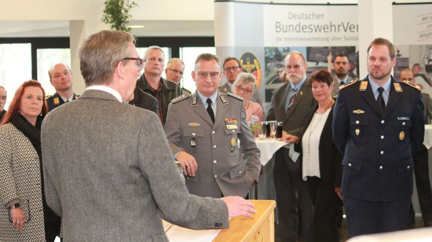 Die Ansprache beim Jahresempfang der StoKa Ingolstadt hielt der Landesvorsitzende Gerhard Stärk. Foto: DBwV/Ingo Kaminsky