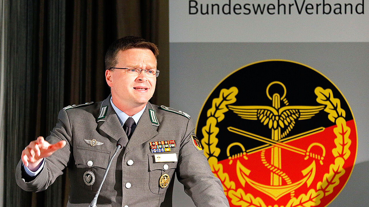 Oberstleutnant André Wüstner bei seiner Rede am Verbandstag des Deutschen Bundeswehrverbandes. Foto: DBwV/Willem gr. Darrelmann