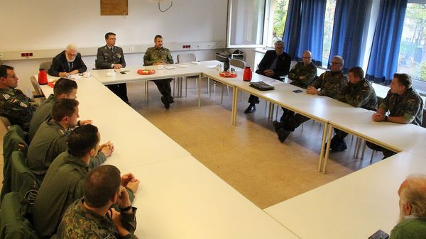 Trotz aller Probleme: In Fritzlar trifft man keineswegs auf demotivierte Soldaten - im Gegenteil. Die Angehörigen des Regiments blicken engagiert und voller Ideen in die Zukunft.