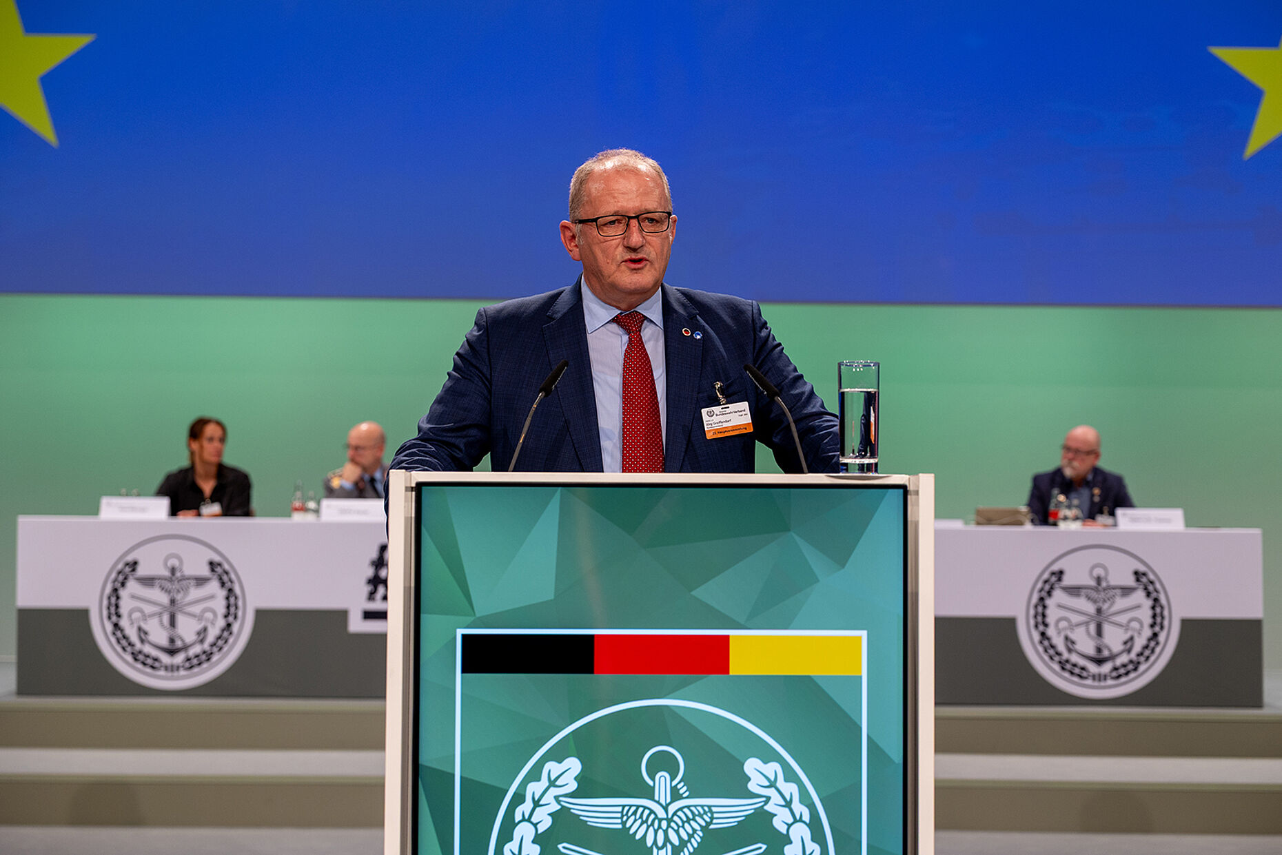 Informierte über das europolitische Engagement des DBwV: Schatzmeister Hauptmann a.D.  Jörg Greiffendorf. Foto: DBwV/Yann Bombeke