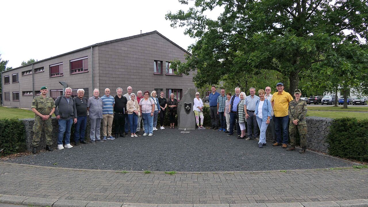 Die KERH Diez/Limburg besucht die Schule für Diensthundewesen der Bundeswehr. Foto: Schule für Diensthundewesen der Bundeswehr