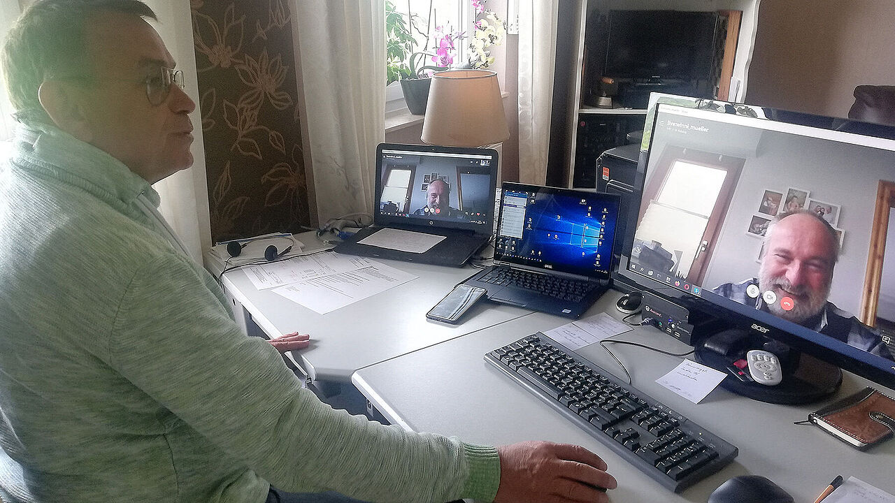 Zieht alle Register um die Verbandsarbeit auch in der Krise im Laufen zu halten: Rudolf Schmelzer in der Video-Schalte mit dem ERH-Vorsitzenden Winfried Müller. Foto: Schmelzer