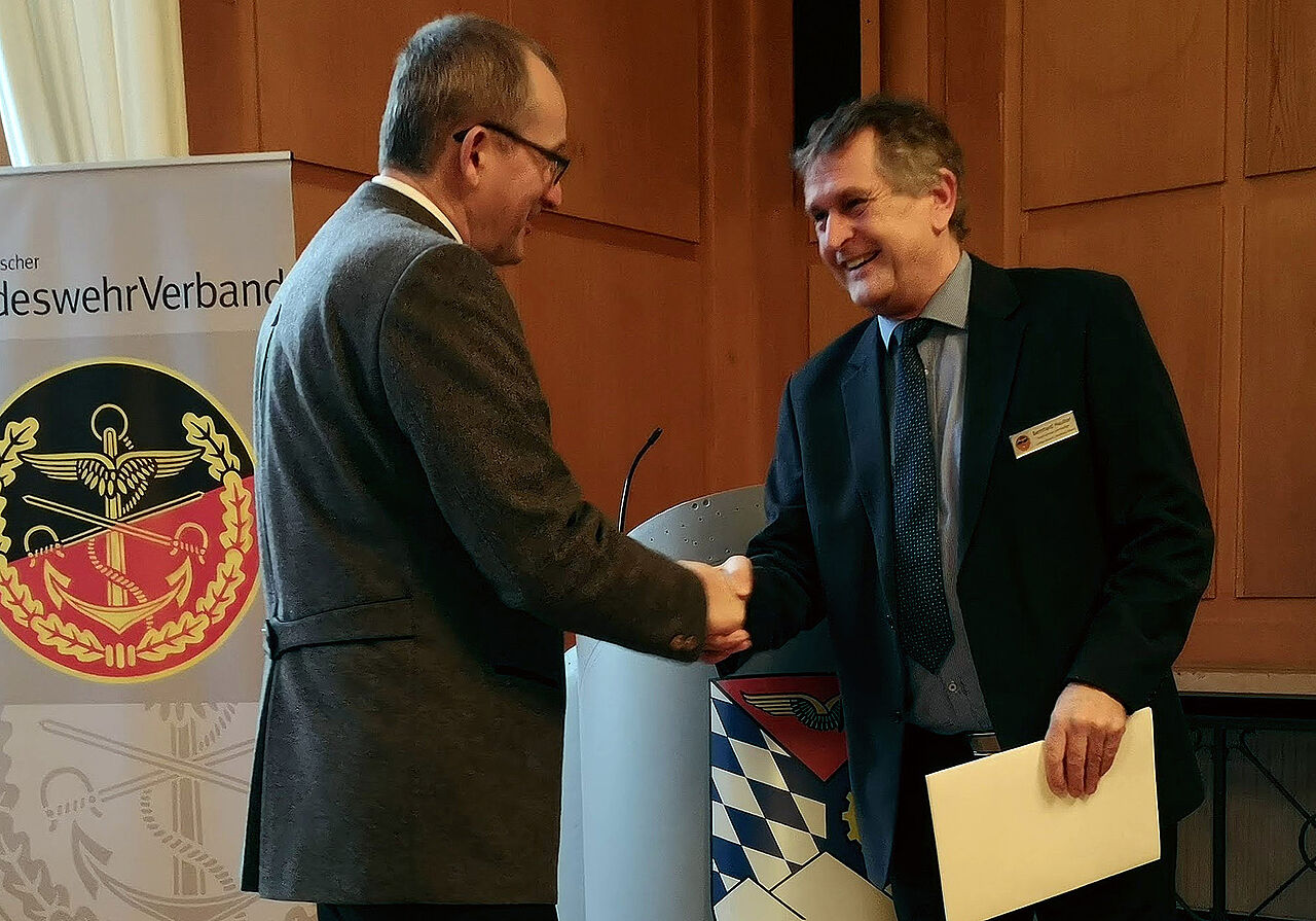 Oberstabsfeldwebel a.D. Reinhard Krömer – Vorsitzender und 25 Jahre im DBwV. Foto: DBwV