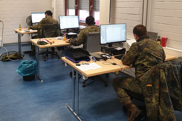 Die Bundeswehr unterstützt bei der Kontaktverfolgung auch über die Feiertage - eine erhebliche Entlastung für die Gesundheitsämter. Foto: DBwV/Schwappacher