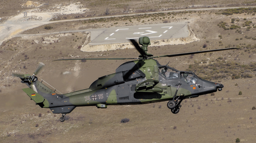 Der Kampfhubschrauber Tiger durfte nicht starten, nachdem Anfang August Qualitätsprobleme an einem Bolzen festgestellt worden waren. Jetzt wird der Flugbetrieb nach und nach wieder aufgenommen. Archivfoto: DBwV/Bombeke