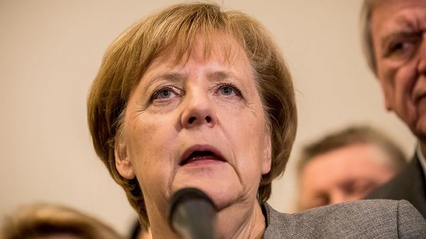 Angela Merkel steht nach dem Scheitern der Sondierungsgespräche gehörig unter Druck. Foto: dpa