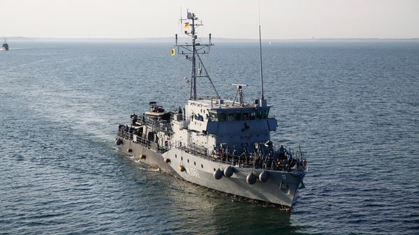 Das Minentauchereinsatzboot "Rottweil". Foto: Bundeswehr/Friedrich Weishaupt