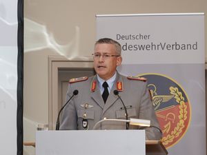 Generalmajor André Bodemann, Kommandeur Zentrum Innere Führung. Foto: DBwV/Ingo Kaminsky