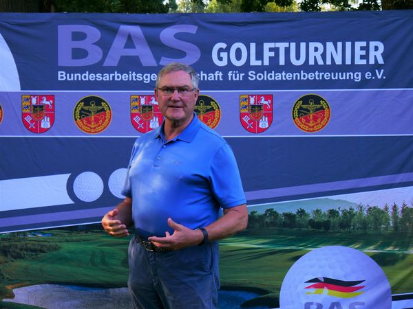 Dr. Jung kommt gerne zum Turnier in der Lüneburger Heide. Foto: DBwV