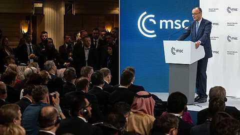 Bundeskanzler Friedrich Merz (CDU) spricht bei der Eröffnung der 62. Münchner Sicherheitskonferenz. Foto: picture alliance/dpa/Marijan Murat