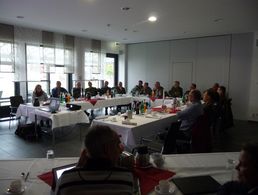 Auch in Oberhessen informierte der DBwV ausscheidende Berufssoldaten Foto: Helmut Pries