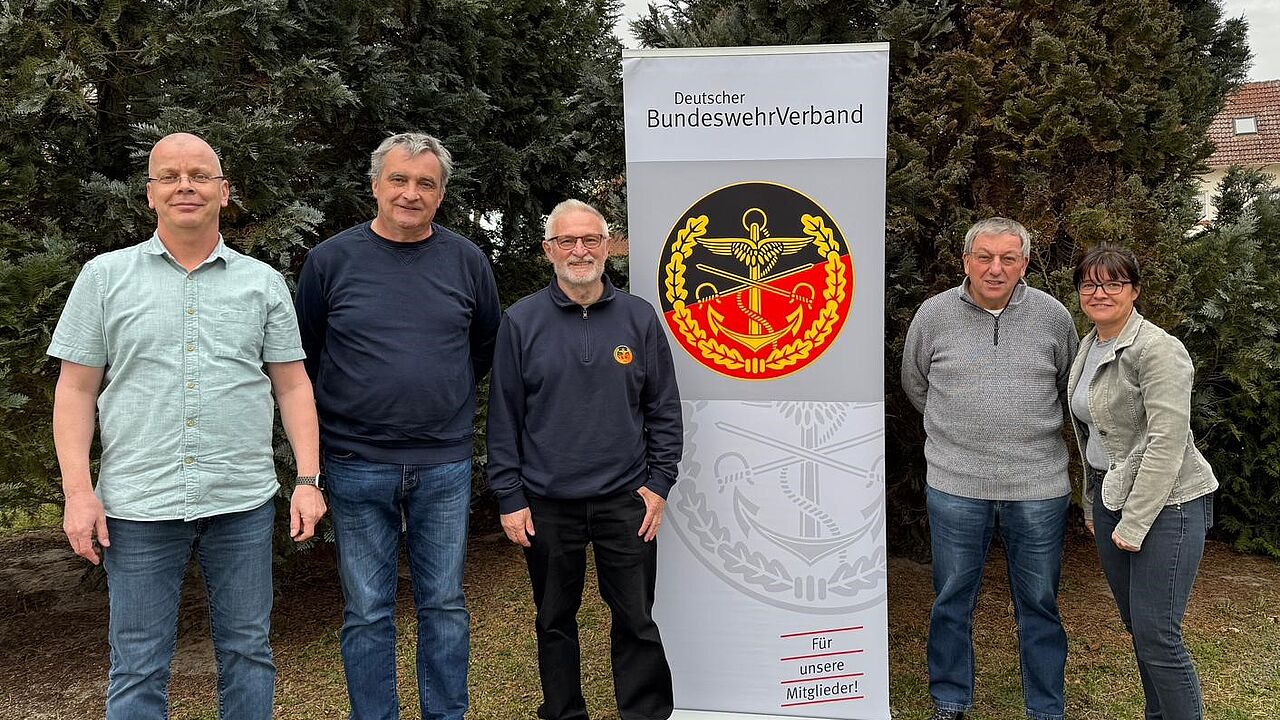 Der neue Vorstand der KERH Uecker-Randow Andreas Frantz (von lonks), Thomas Richter, Michael Edlinger, Karl-Heinz Müller, Daniela Pietsch; es fehlt: Heiko Wiechmann. Foto: Michael Edlinger