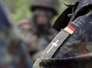 Militärseelsorger sind für die Soldaten der Bundeswehr da. In der Heimat, aber auch im Auslandseinsatz. Foto: Imago