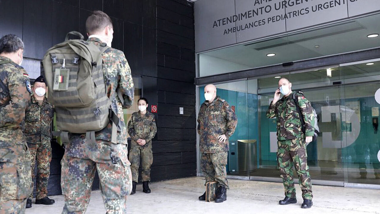 In Portugal hilft ein 26-köpfiges Team der Bundeswehr im Kampf gegen Corona. Sie betreiben in einem Krankenhaus in Lissabon eine Intensivstation für bis zu 8 Patienten. Foto: Twitter