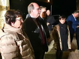 Frau Schönmeyer, Hartmut Schömeyer mit dem stellv. Bundesvorsitzenden Hauptmann Andreas Steinmetz und der Vorsitzenden der StoKa, Simone Aunkofer. Foto: Friedel Wegner